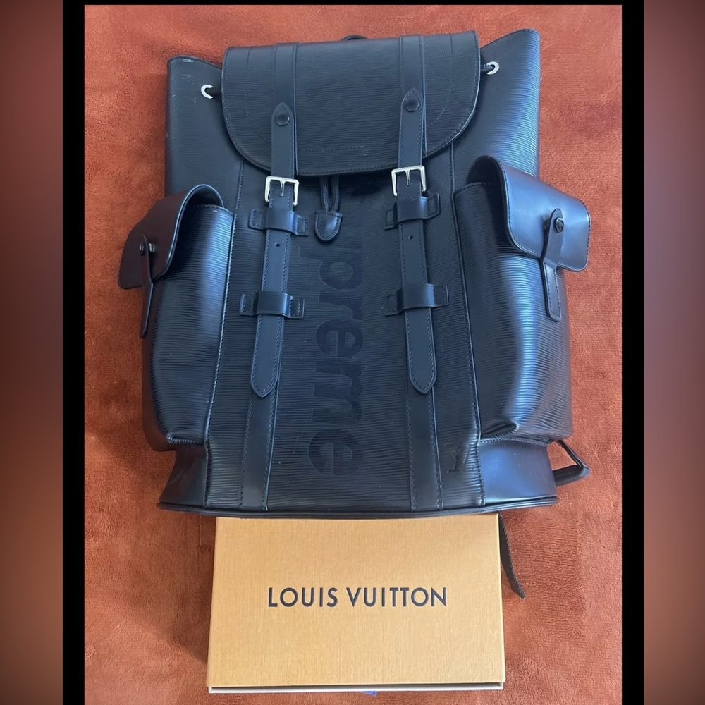 2017 Black Louis Vuitton x Supreme Epi Christopher Backpack - Picture 1 of 4